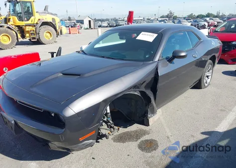 2019 Dodge Challenger Sxt z USA, uszkodzony, nr VIN 2C3CDZAG7KH733487